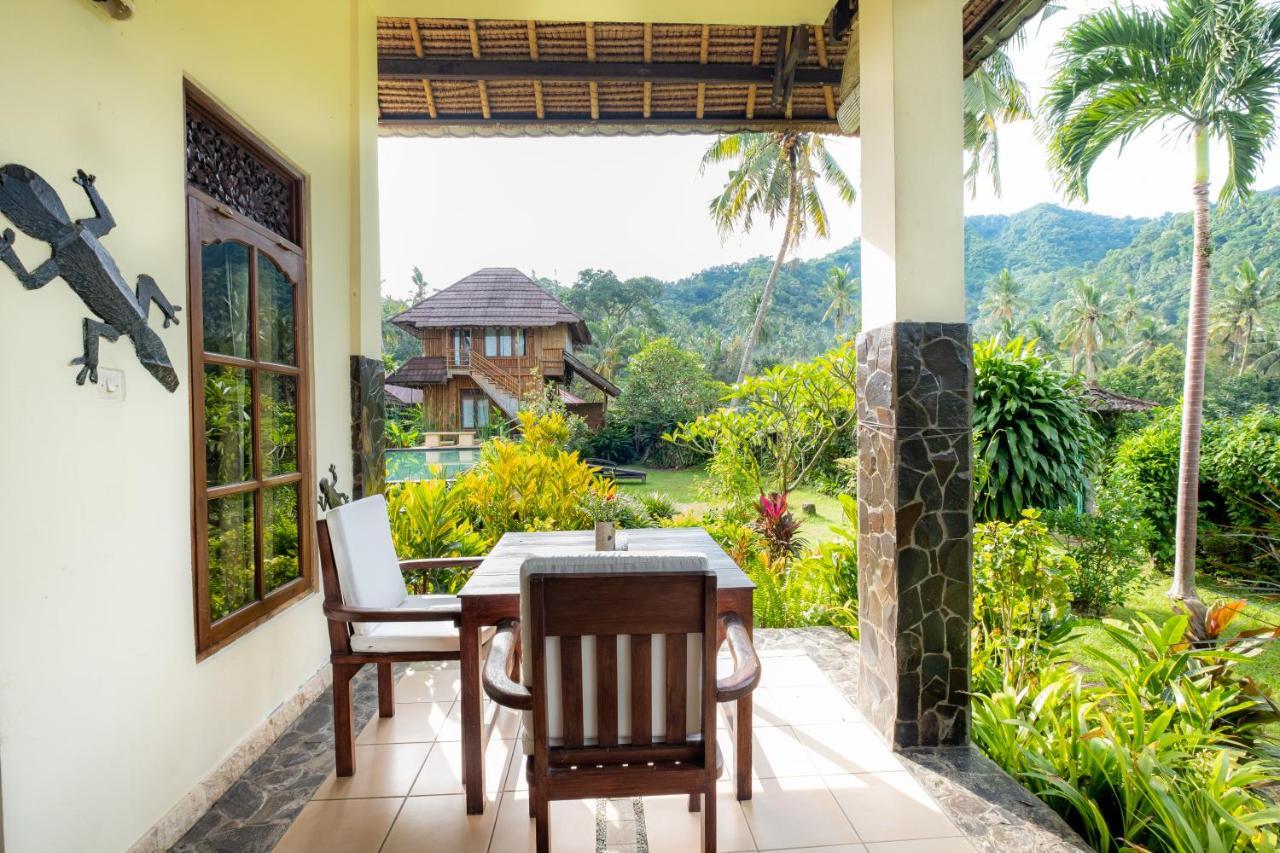 Villa Manuk Сингараджа Экстерьер фото